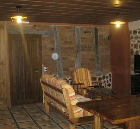 La Botería Hostal Salas De Los Infantes Exterior foto