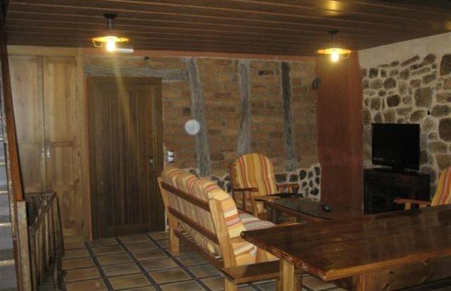 La Botería Hostal Salas De Los Infantes Exterior foto
