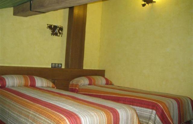 La Botería Hostal Salas De Los Infantes Exterior foto